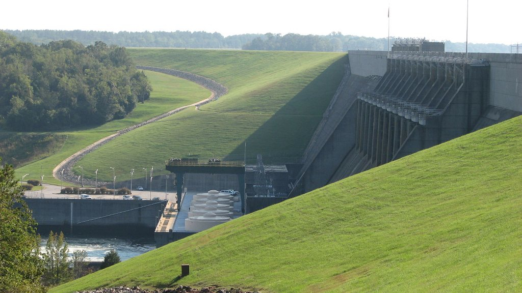 hartwell-dam